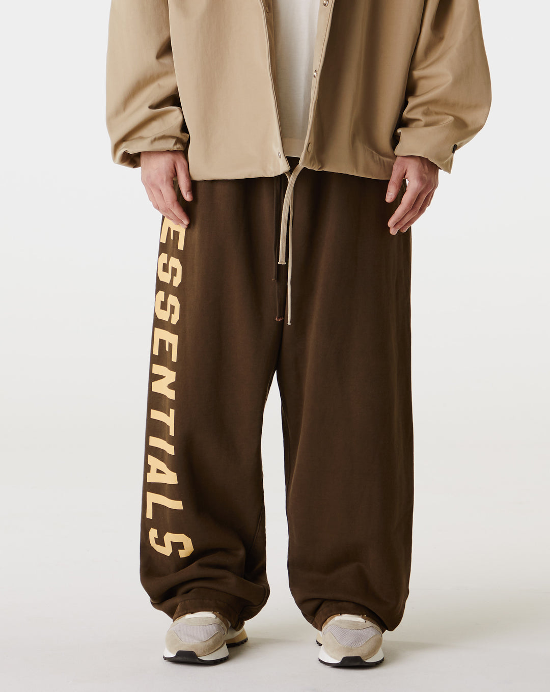 Fear of God Essentials Heavy Fleece Relaxed Sweatpants - XHIBITION