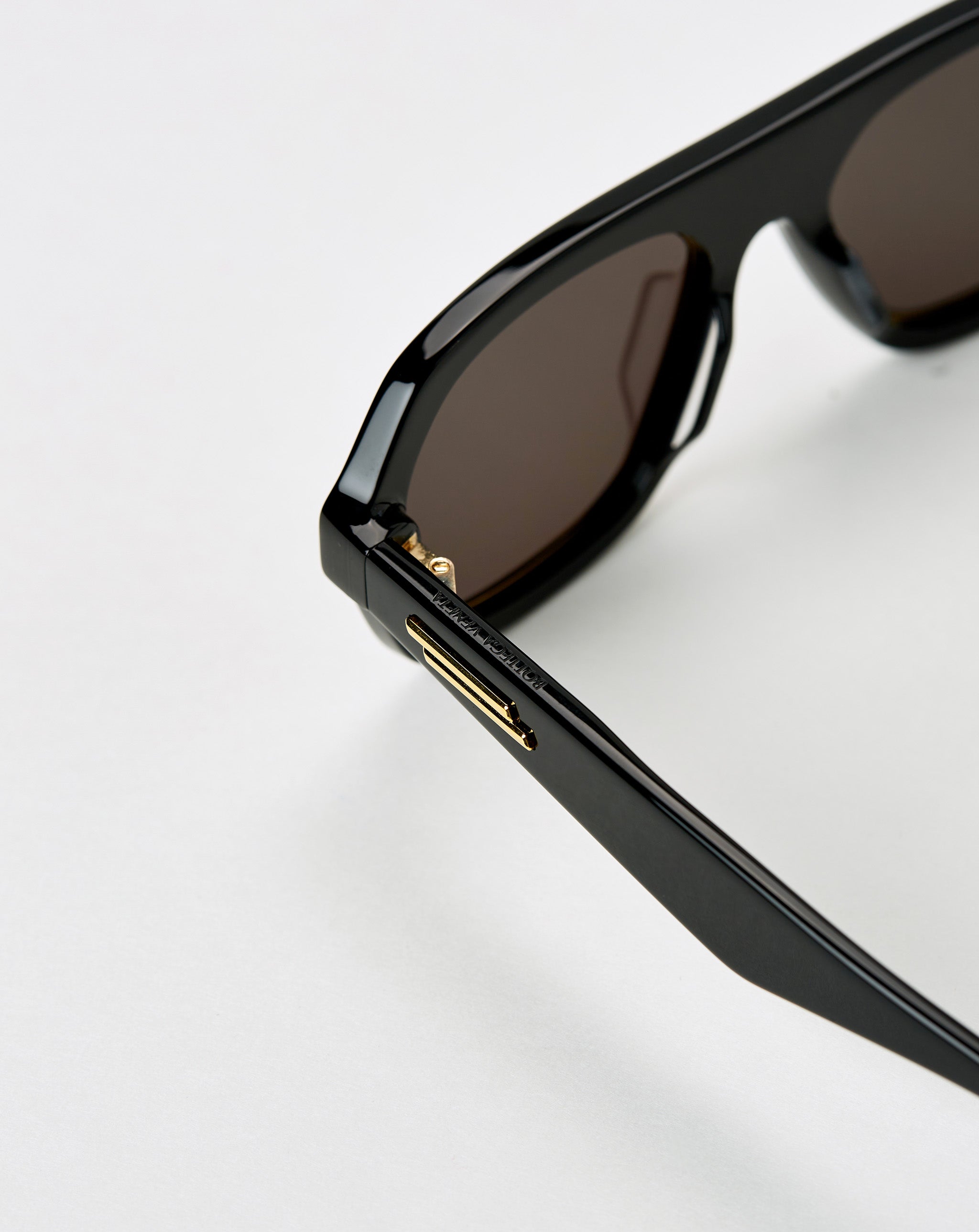 Bottega Veneta sunglasses nike essential horizon ev1118 001 matte black black dark grey lens  - Cheap Cerbe Jordan outlet