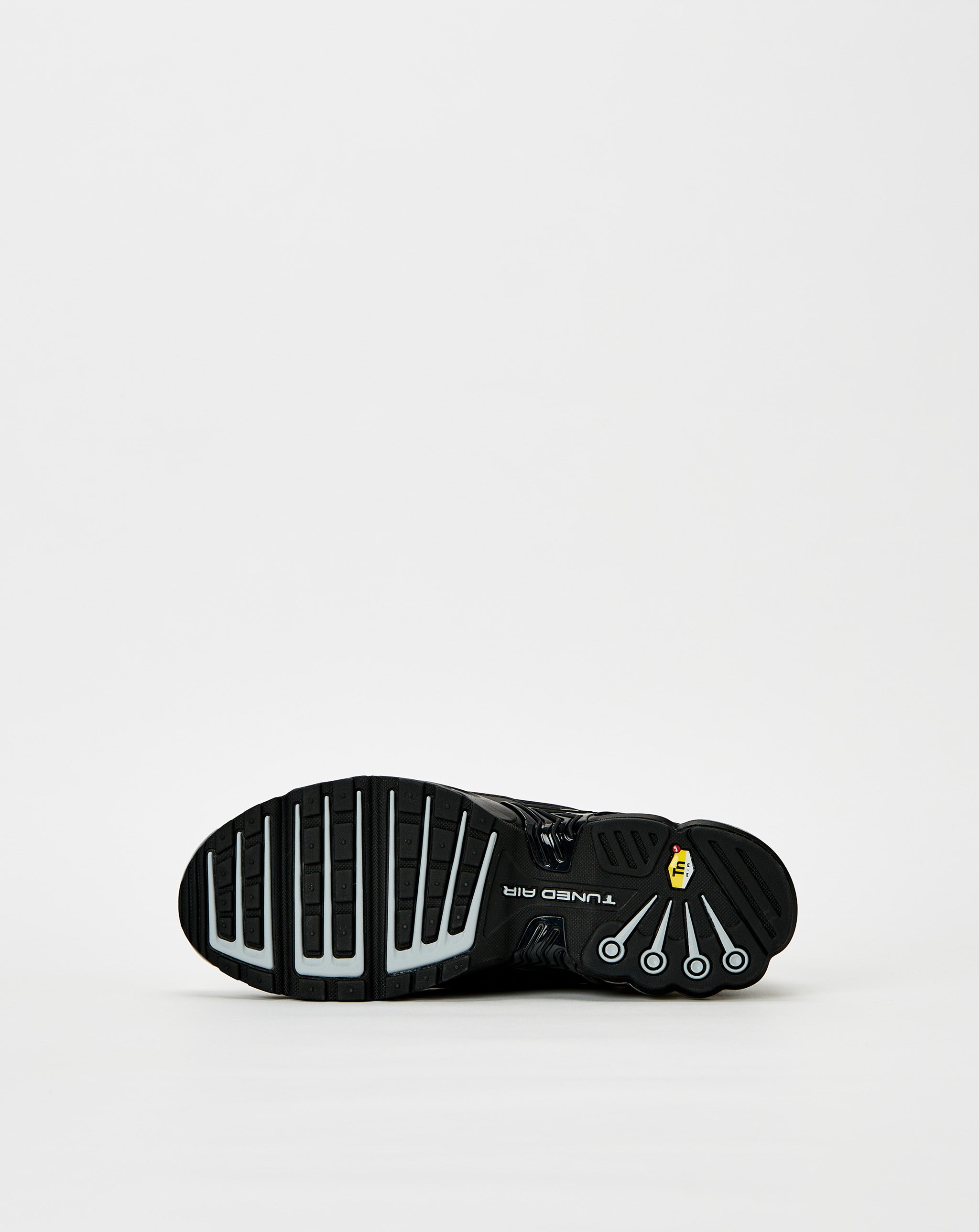 Nike menswomens nike air max 270 flyknit shoes greenwhitemetallic silver  - Cheap Cerbe Jordan outlet
