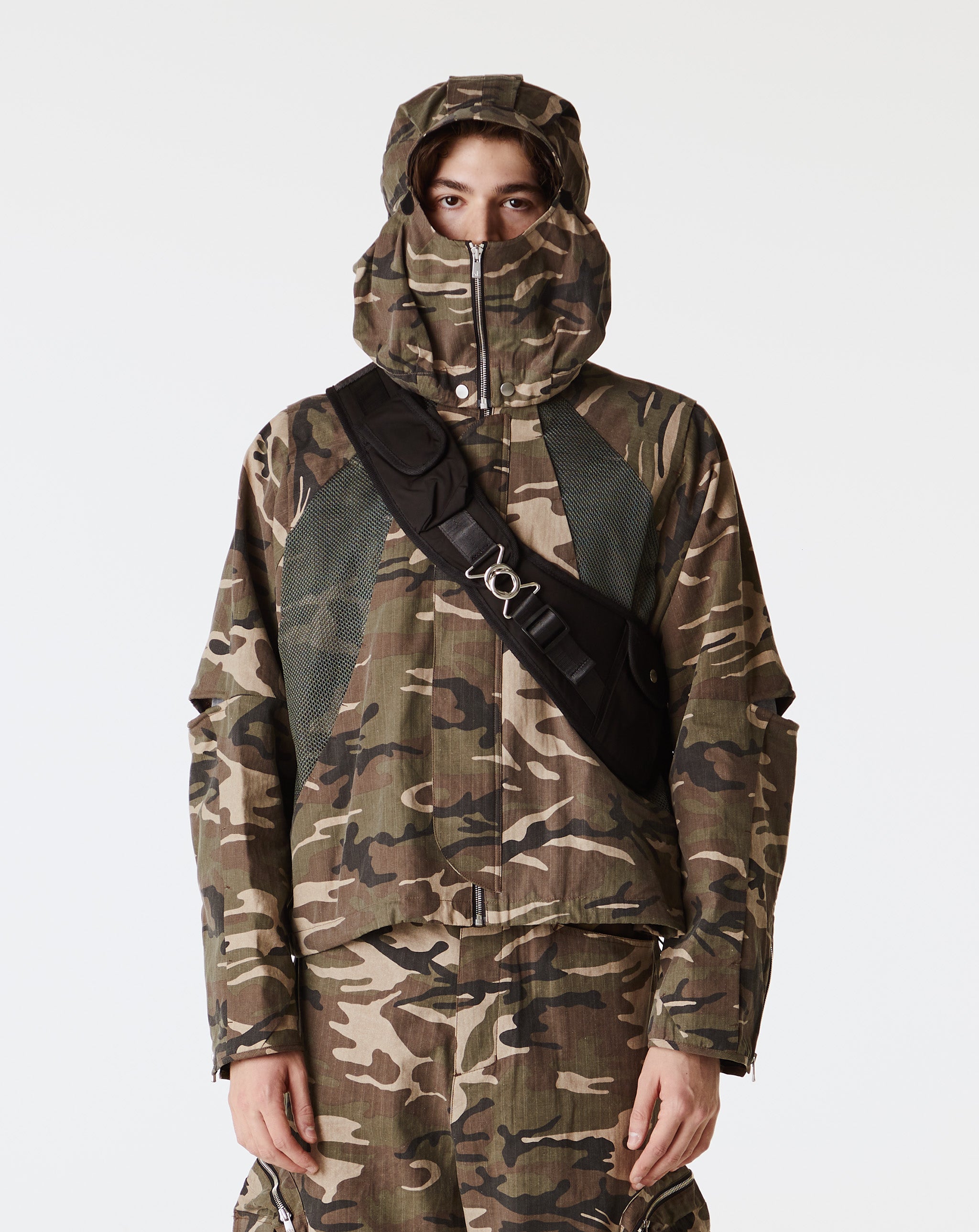 FFFPOSTALSERVICE Parachute Hooded Jacket V2 - XHIBITION