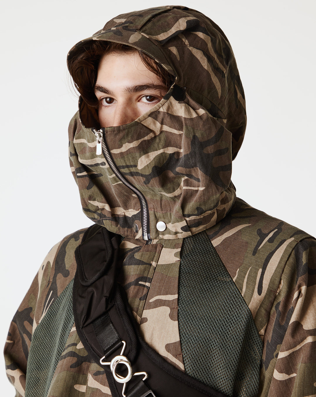 FFFPOSTALSERVICE Parachute Hooded Jacket V2 - XHIBITION