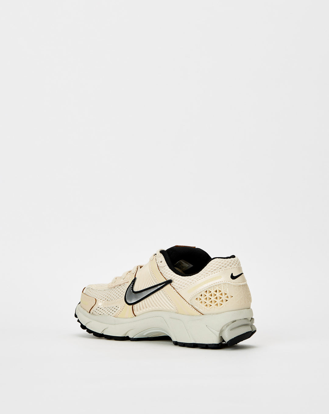 Nike Women's Zoom Vomero 5  - XHIBITION