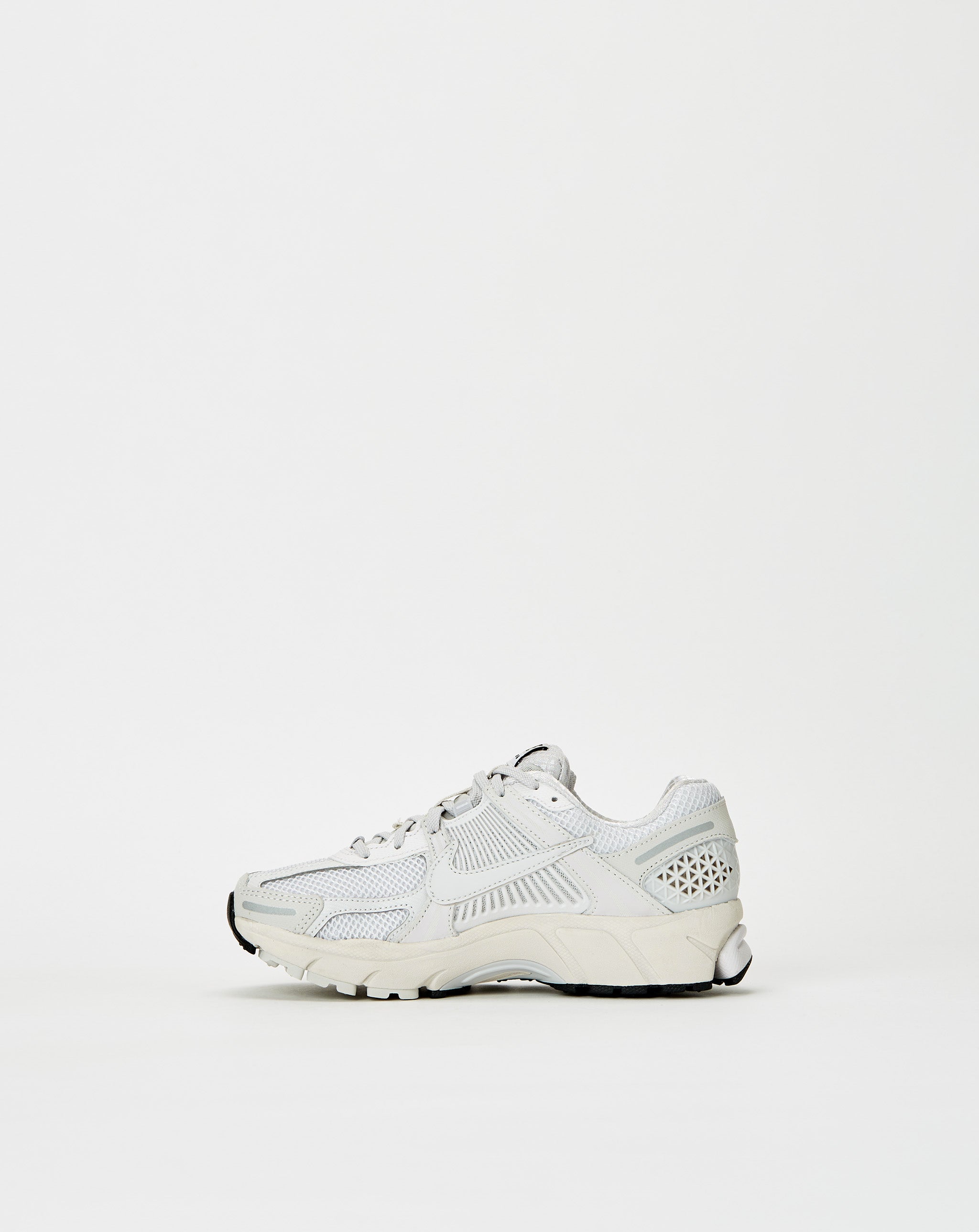 Nike Women's Zoom Vomero 5 "Vast Grey"  - XHIBITION