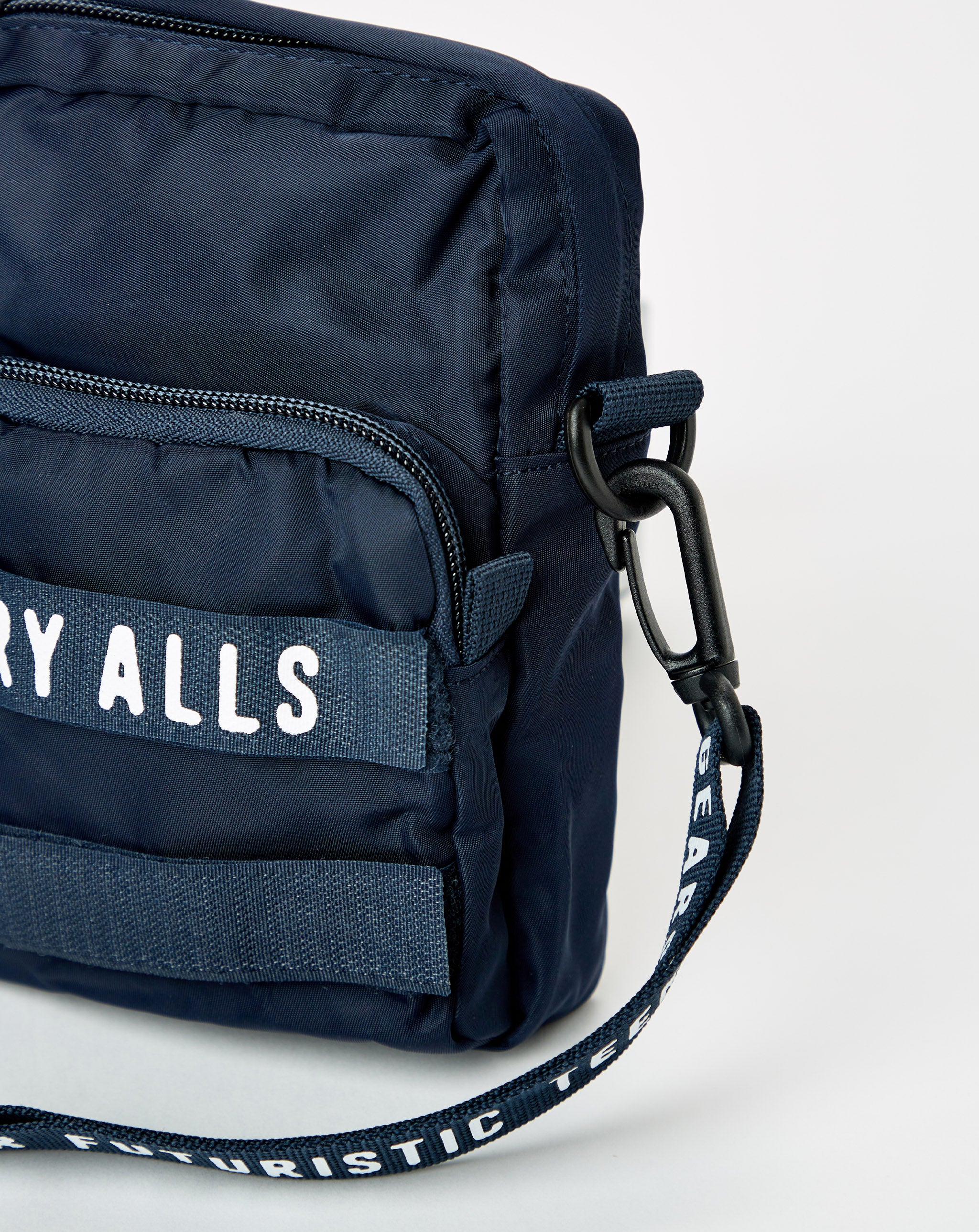 日本王者 HUMAN MADE Military Pouch #2 Navy | artfive.co.jp