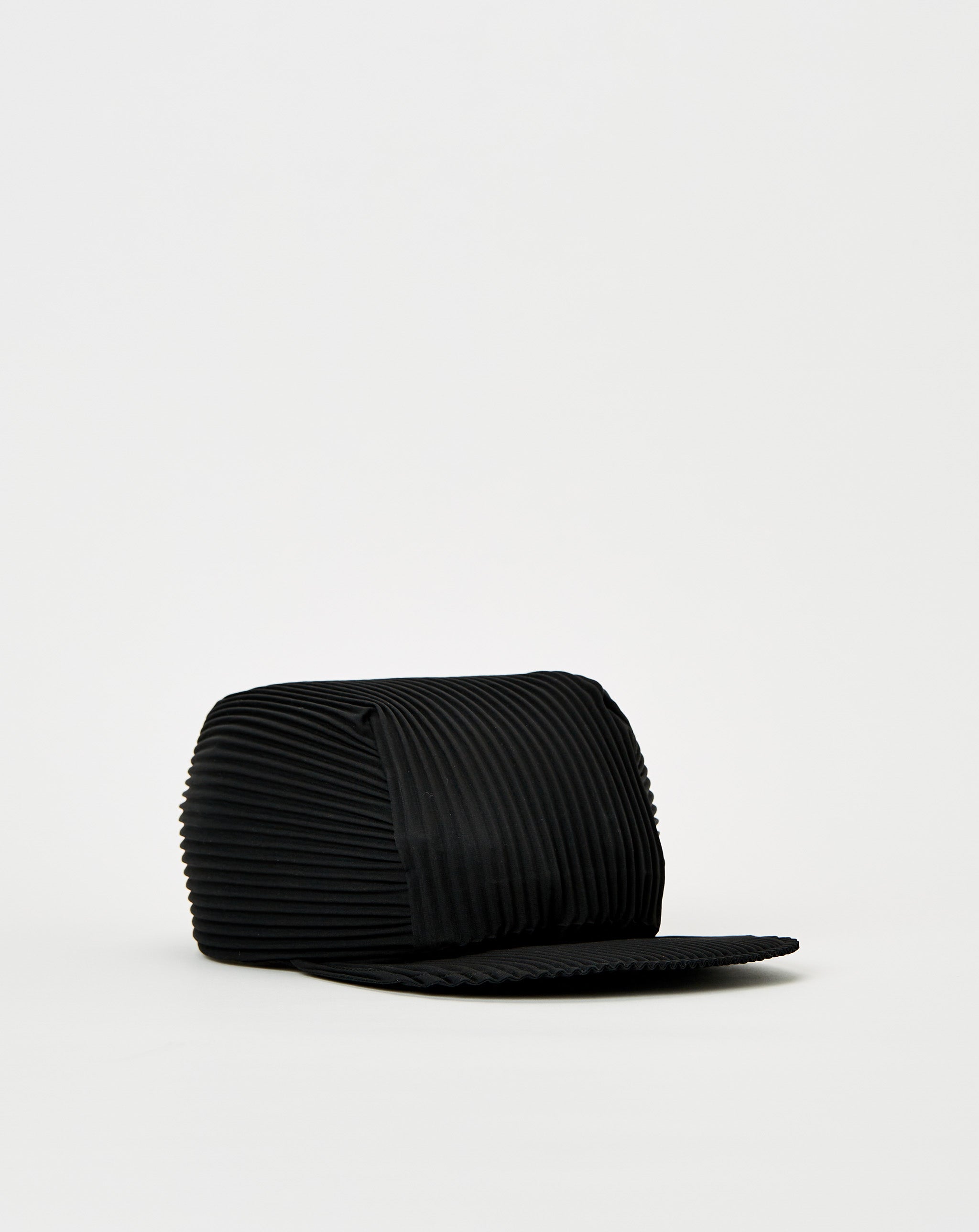 Pleats Cap – Xhibition