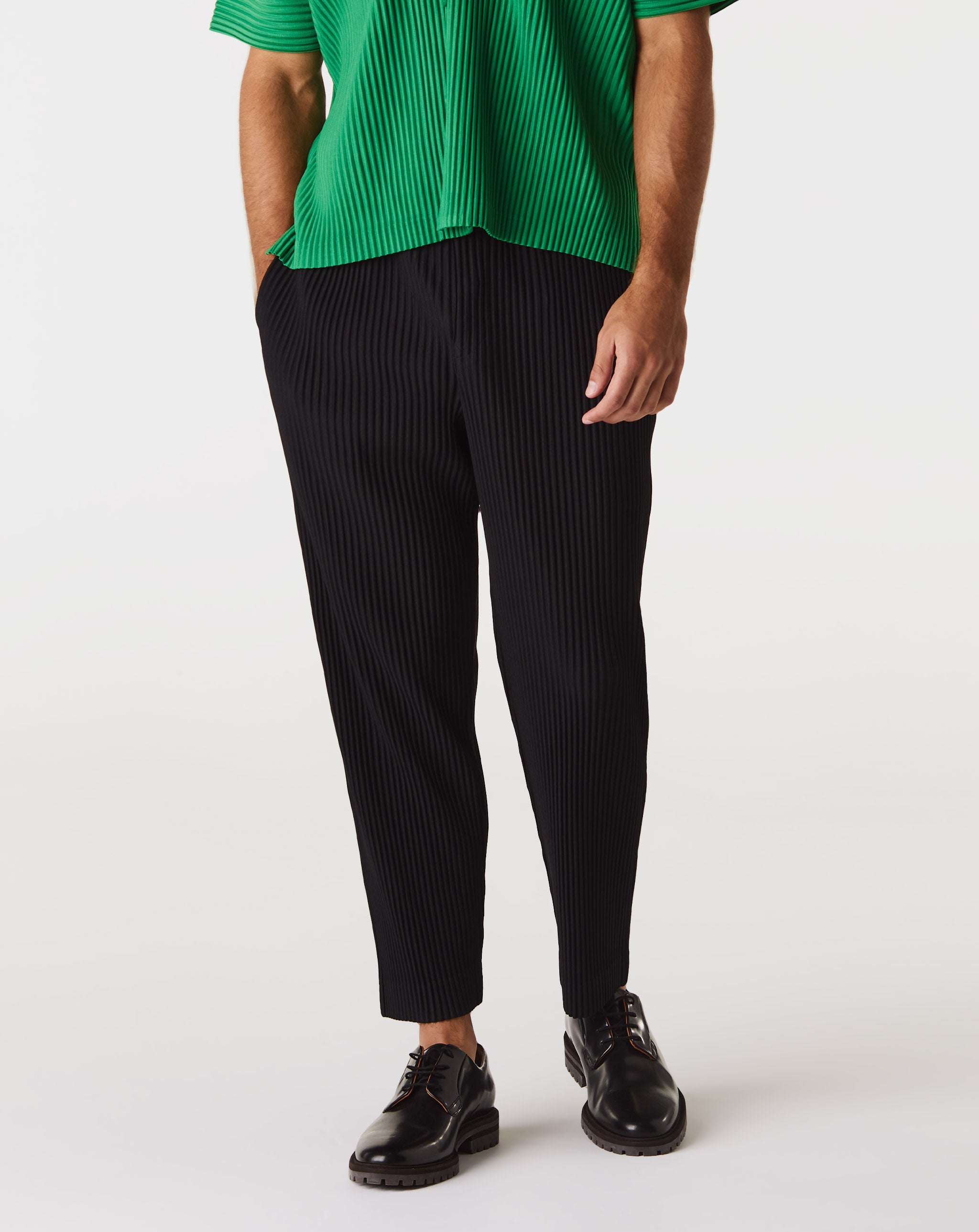 Basic Pleated Pants – Xhibition