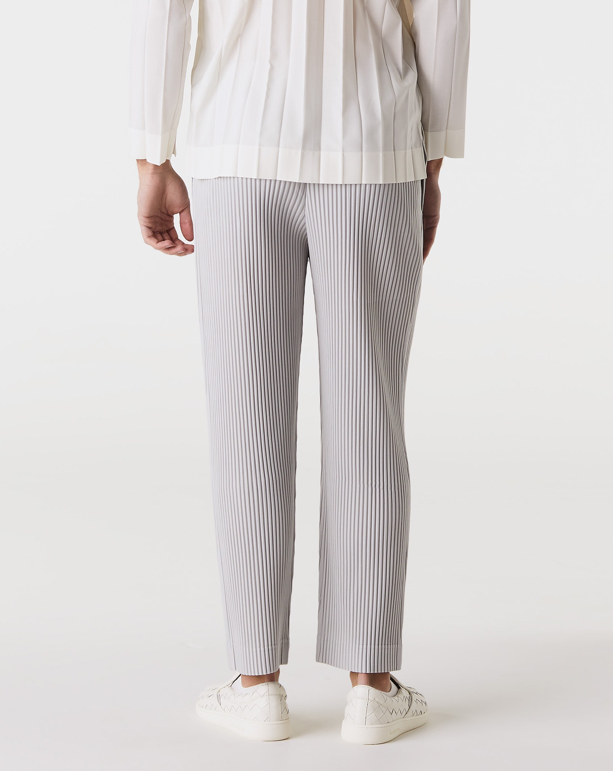 Basic Pleated Pants – Xhibition