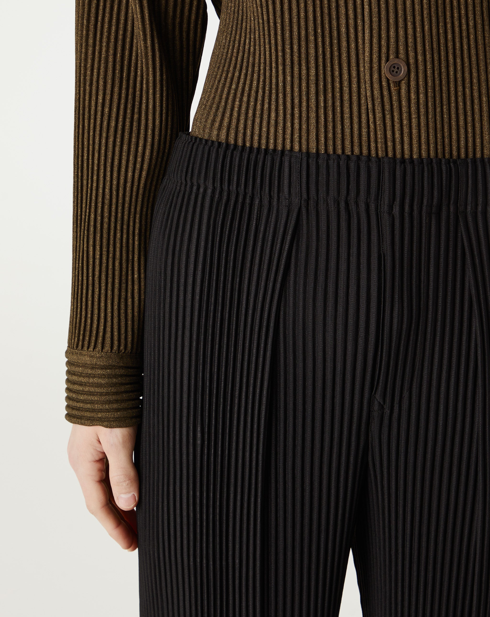 Homme Plissé Issey Miyake Pleats Bottoms 1 - XHIBITION