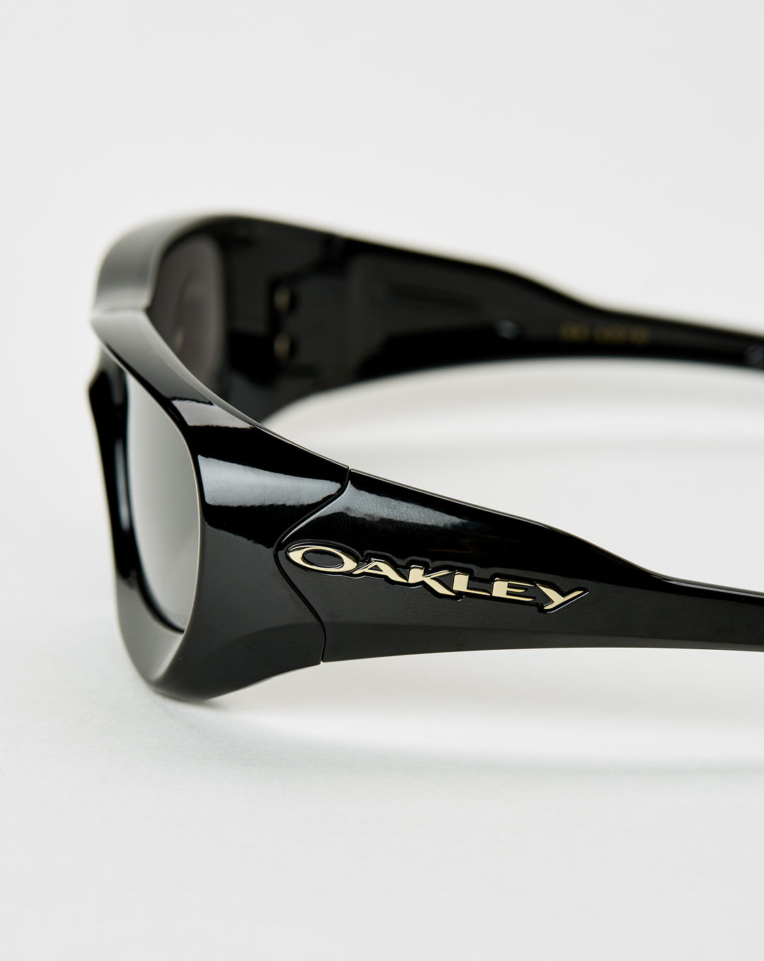 Oakley De Soto  - XHIBITION