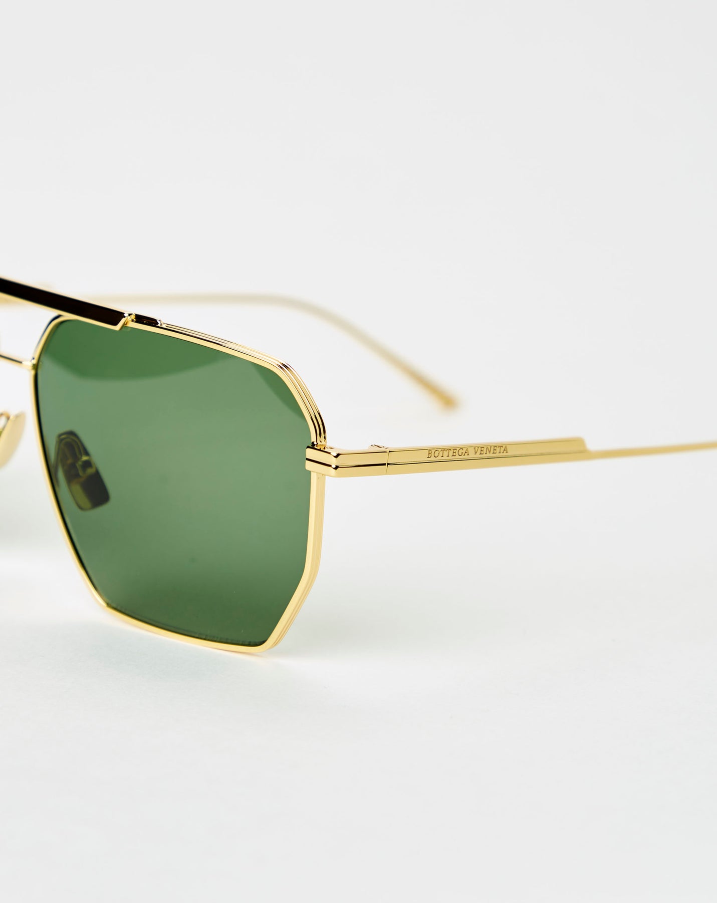 Bottega Veneta Turn Square Sunglasses - Green - Unisex 